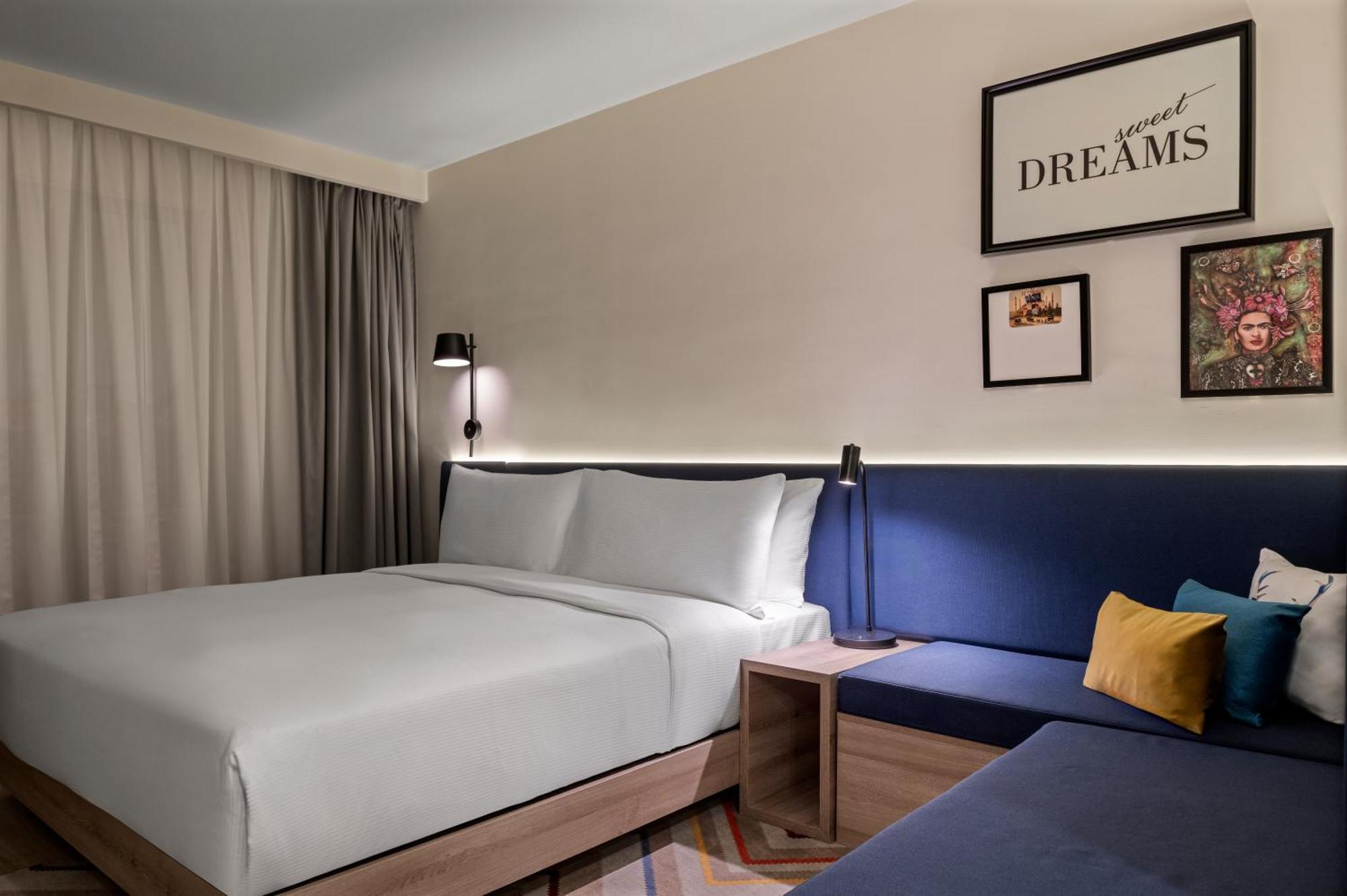 Hampton By Hilton Istanbul Merter Exterior foto